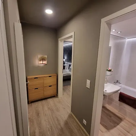 Apartament Rivercity *