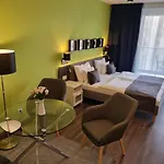 Apartment Rivercity *